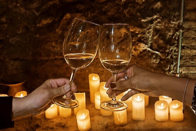pantheon-candlelight-wine-food-tasting-in-ancient-ruins