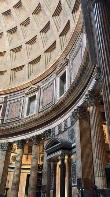 pantheon-guided-tour-with-priority-entrance