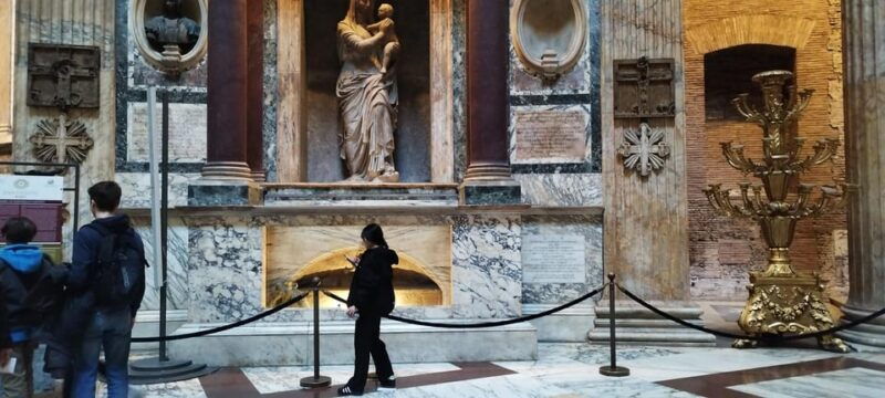 pantheon-private-guided-tour