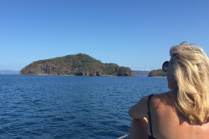 papagayo-gulf-private-sunset-boat-tour