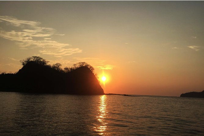 papagayo-gulf-private-sunset-boat-tour