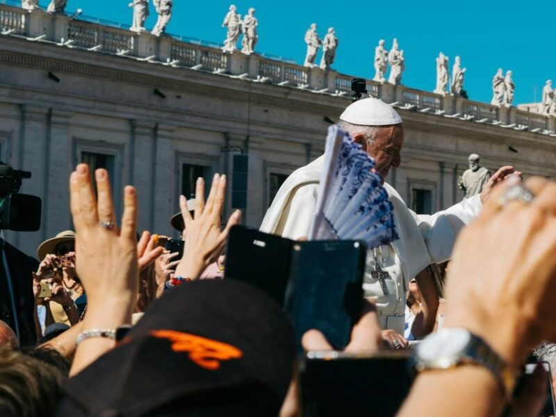 papal-audience-with-escort-and-entry-ticket-experience