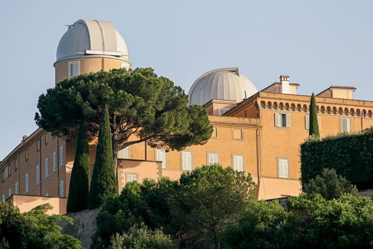 papal-palace-secret-garden-ticket-audioguide