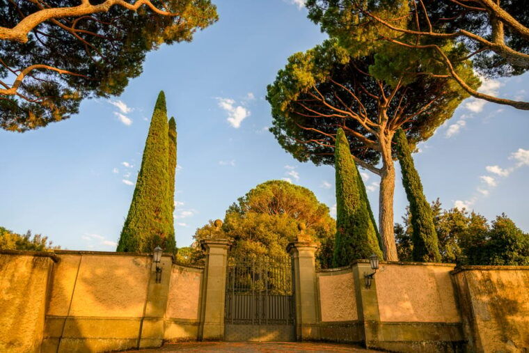 papal-palace-secret-garden-ticket-audioguide