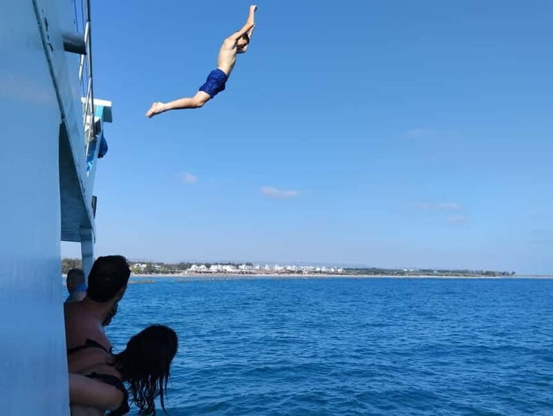 Paphos: Glass Bottom Boat Trip with Swimming or Snorkeling - Authentic Experiences & Insights from Reviewers