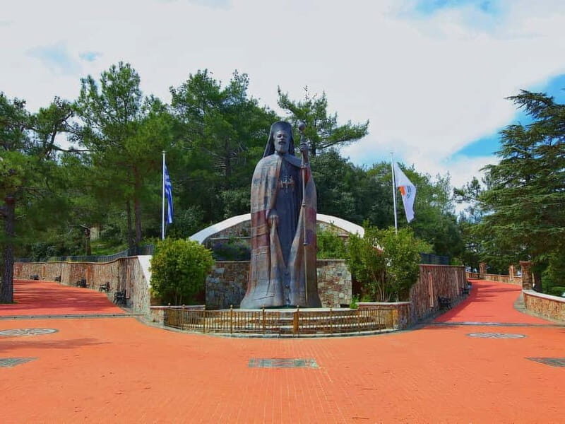 Paphos: Tour to Troodos, Kykkos Monastery, Omodos and Winery - Exploring Omodos Village