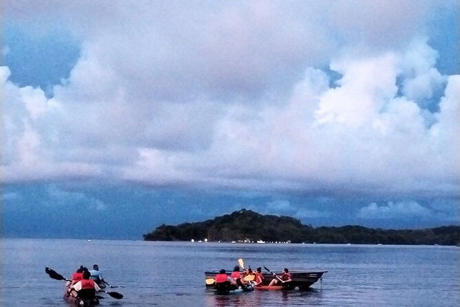 paquera-bioluminescence-tour-by-kayak