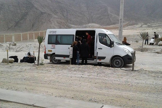 paracas-shuttle-bus-from-lima-to-paracas