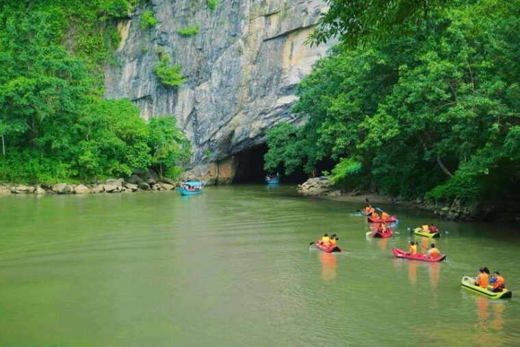 paradise-cave-and-phong-nha-cave-day-trip