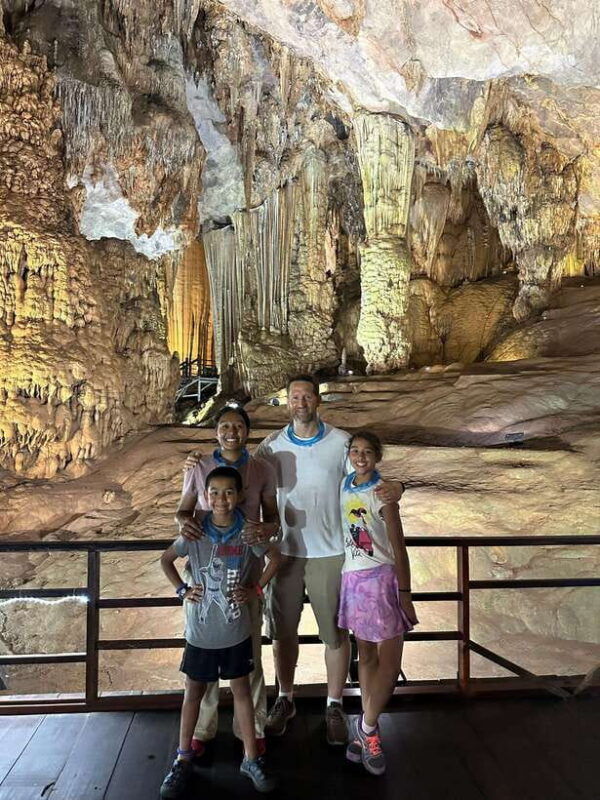 paradise-cave-daily-tour-departure-from-hue-even-days-only