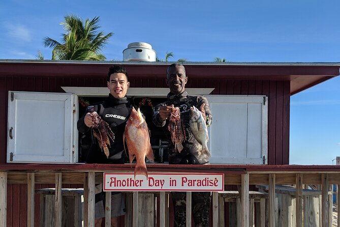 paradise-cove-day-pass-with-pickup-from-freeport