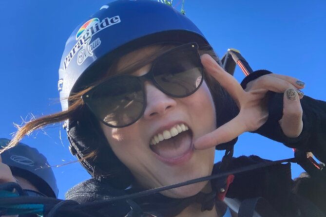 paraglide-mauis-1k-tandem-paragliding-experience