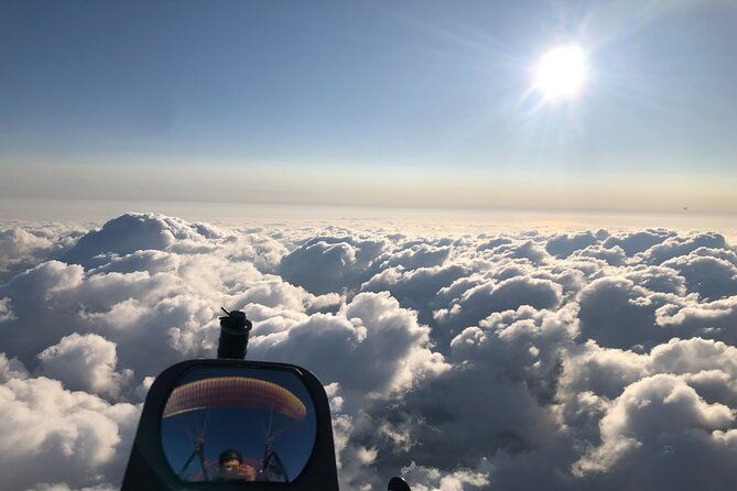 paraglider-flight-with-a-certified-instructor