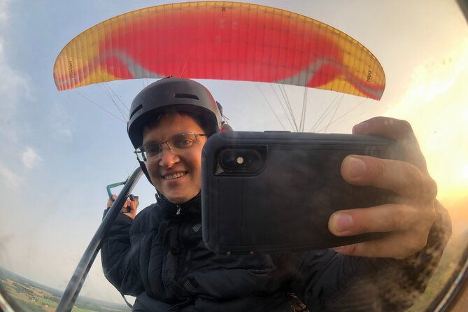 paraglider-flight-with-a-certified-instructor