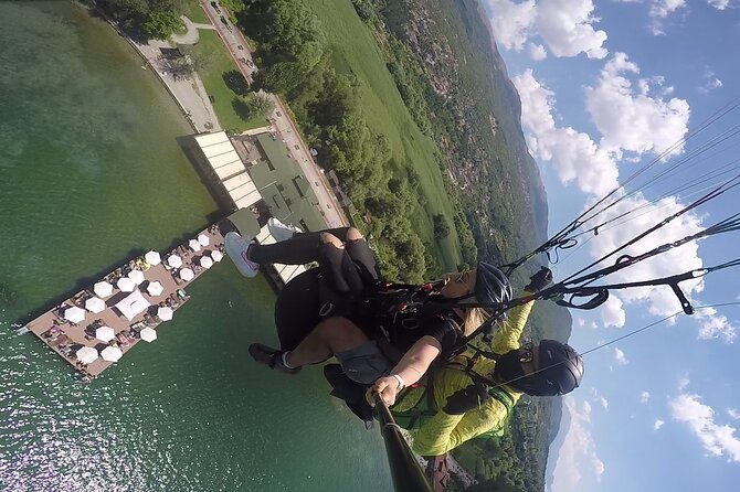 paragliding-above-ohrid