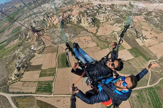 paragliding-adventure-in-cappadocia