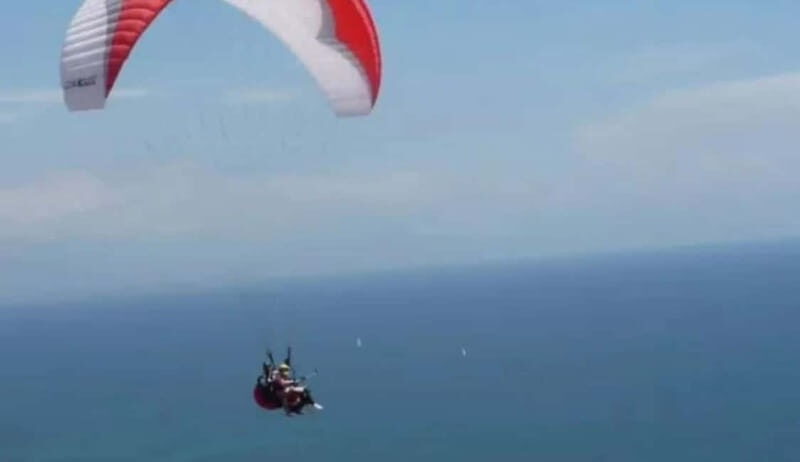 Paragliding adventure in Santa Pola from Alicante, including pick-up in a van. - What Is Included and How It Works