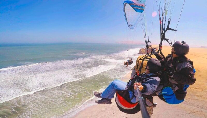 paragliding-adventure-soaring-over-paracas-reserve