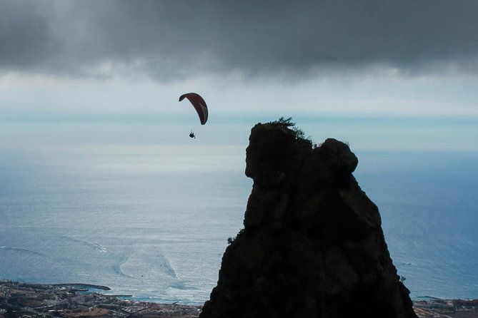 paragliding-epic-experience-in-tenerife-with-the-spanish-champion-team