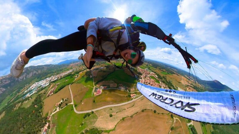 paragliding-experience-the-magic-of-flying-near-barcelona-report-included