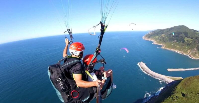 paragliding-in-basque-region