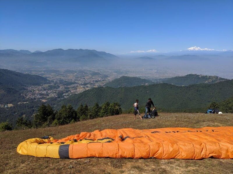 paragliding-in-kathmandu-with-hotel-pickup-and-drop