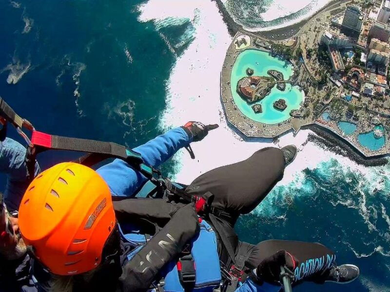 paragliding-in-puerto-de-la-cruz-start-from-2200m-high