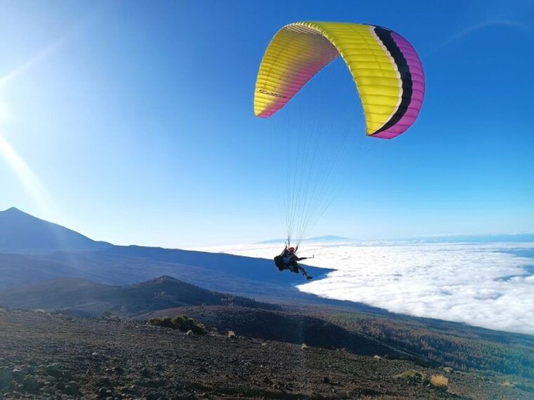 paragliding-in-puerto-de-la-cruz-start-from-2200m-high