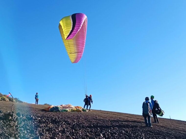 paragliding-in-puerto-de-la-cruz-start-from-2200m-high