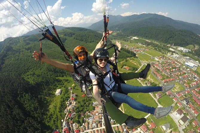 paragliding-tandem-flight-from-bunloc-brasov