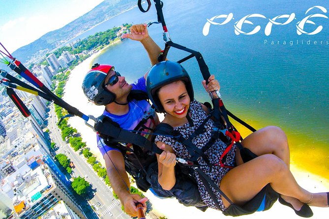 paragliding-tandem-flight-in-niteroi