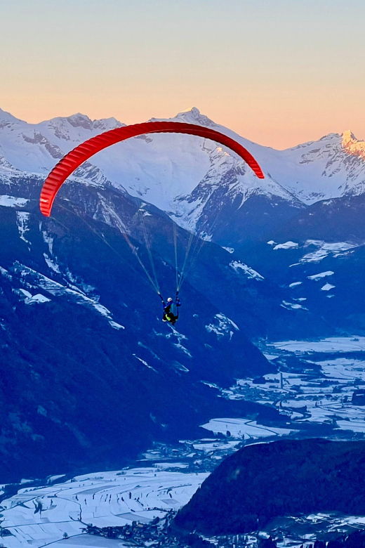 paragliding-tandem-flight-kronplatz-dolomites-alps