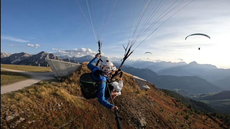 paragliding-tandem-flight-kronplatz-dolomites-alps