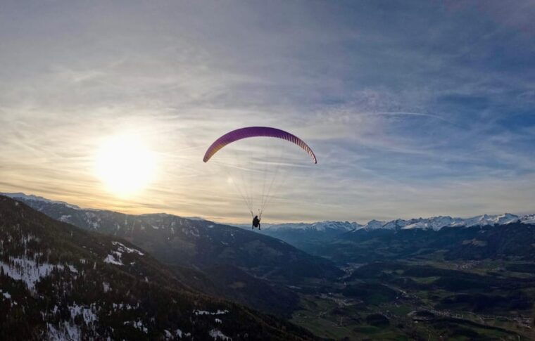 paragliding-tandem-flight-kronplatz-dolomites-alps