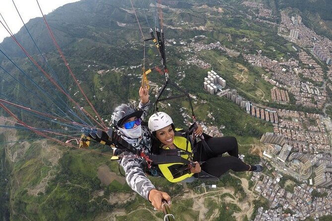 paragliding-tour-from-medellin-with-transportation-and-videos-hd