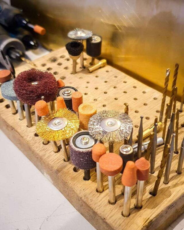 parallel-universe-silver-brass-jewelry-making-in-ubud