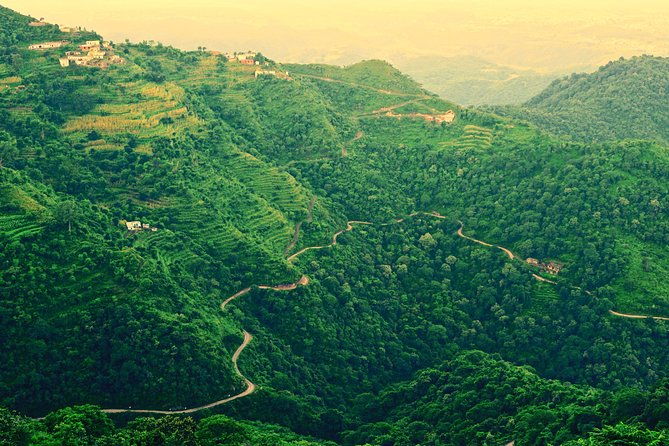 paramin-mountains-jeep-tour