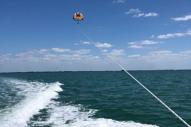 parasailing-adventure-in-anna-maria-island