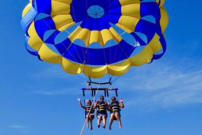 parasailing-adventure-in-punta-cana