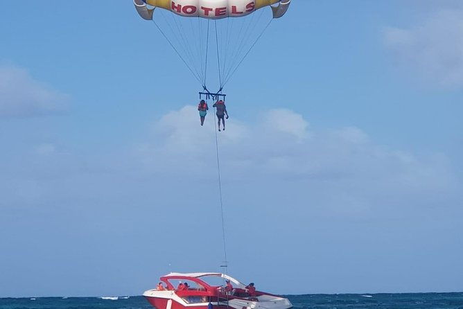 parasailing-adventure-in-punta-cana-with-pick-up