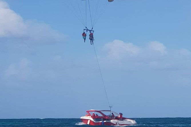parasailing-adventure-in-punta-cana-with-pick-up