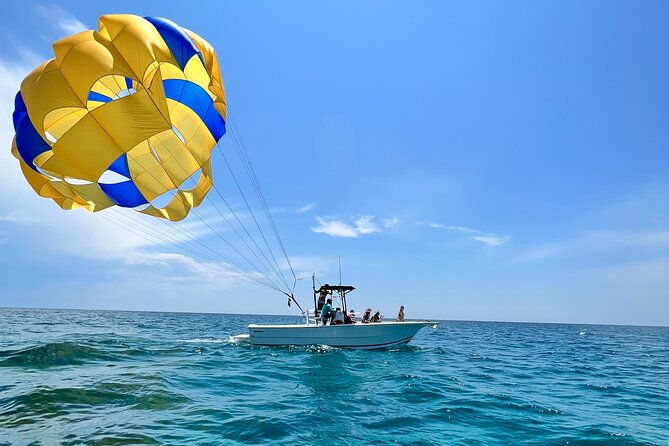 parasailing-along-fort-lauderdale-beach