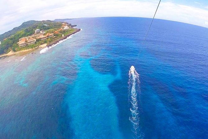 parasailing-beach-break-chocolate-factory-with-transfer