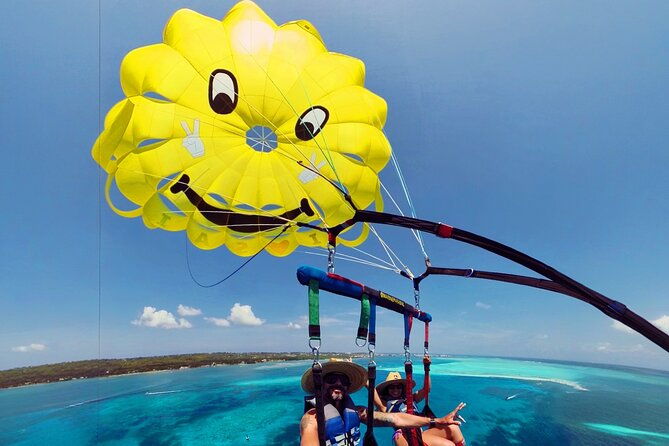 parasailing-flight-in-san-andres-islands