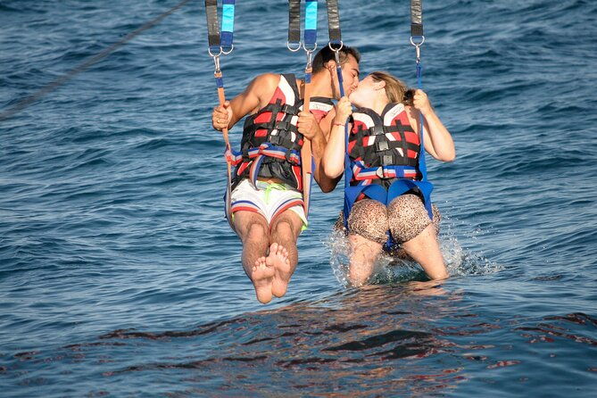 parasailing-from-albufeira-marina-by-boat