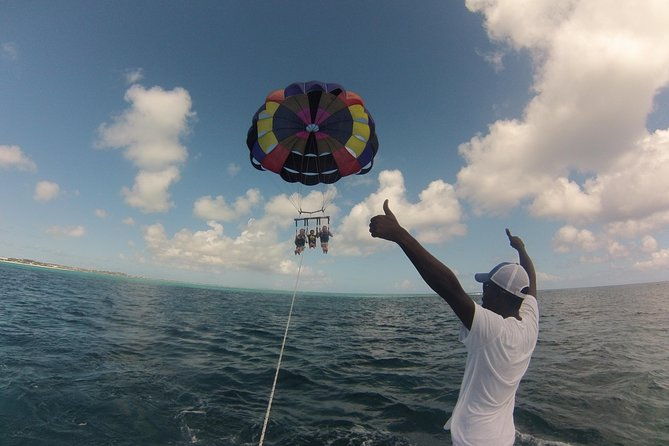 parasailing-grand-turk