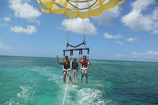 parasailing-grand-turk