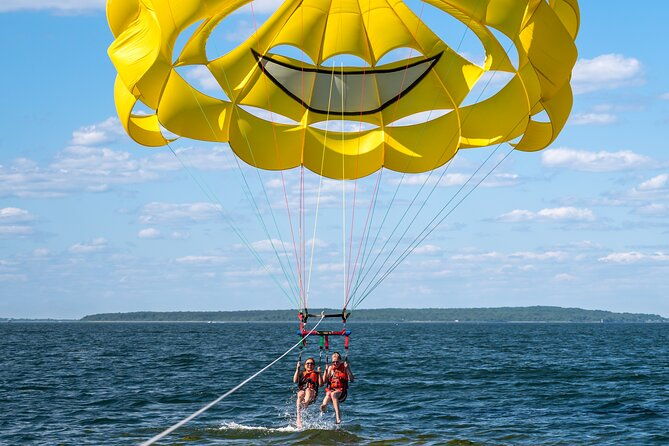 parasailing-in-newport-rhode-island