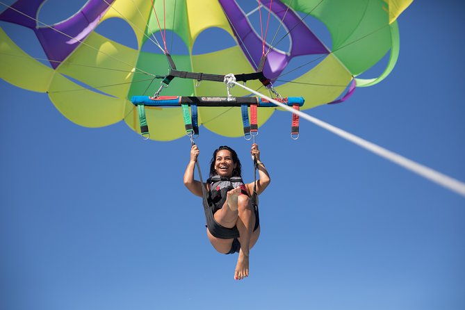parasailing-in-palm-beach