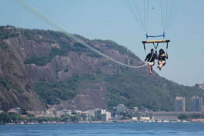 parasailing-in-rio-de-janeiro